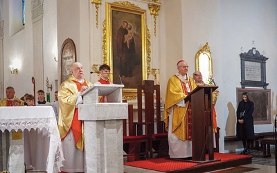 Jubileuszowej Eucharystii przewodniczył abp Stanisław Budzik. 