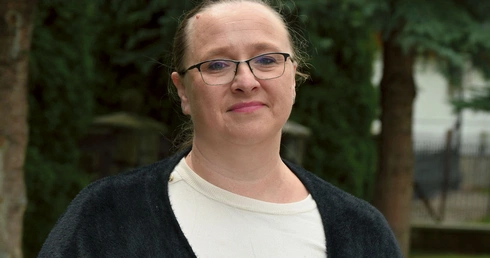 – Każda rola jest dla mnie nowym wyzwaniem. Cieszę się, że gram z dziećmi, które są już u nas od 10 lat – mówi Bożena Maciaszek. 