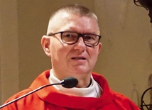 O. Bogdan Nieć, diecezjalny duszpasterz środowiska medycznego i kapelan szpitalny. 