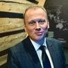  Wyniki projektu badawczego „Osoba i naród  – perspektywa Jana Pawła II” przedstawiono  15 października w Muzeum Mt 5,14 na Wilanowie. Badania, sfinansowane ze środków Ministra Nauki i Szkolnictwa Wyższego, miały charakter kompleksowy i opierały się na trzech filarach: badaniu opinii publicznej zrealizowanym przez CBOS na próbie ponad 1700 Polaków, badaniu dyskursu w internecie, analizującym ponad milion wątków, oraz badaniu jakościowym, które jest jeszcze w toku.