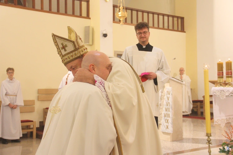 Posłanie misyjne ks. Michała Łukasika w Szymbarku