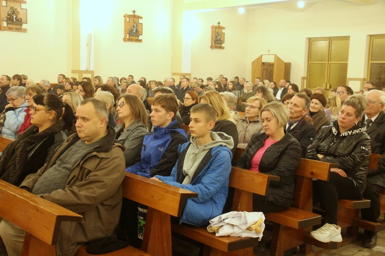 Posłanie misyjne ks. Michała Łukasika w Szymbarku