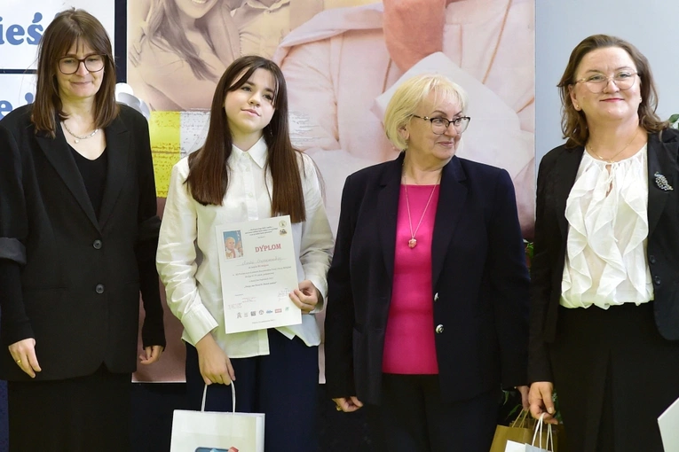 XII Powiatowy Konkurs Recytatorski Poezji i Prozy Religijnej