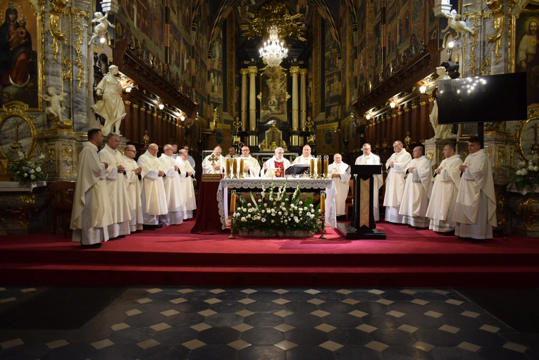 Modlitwa za zmarłych kanoników Kapituły Katedralnej w Sandomierzu