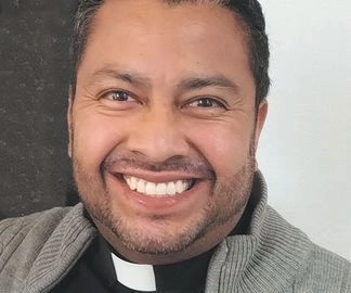 „Bóg dotknął mnie za wstawiennictwem Piera Giorgia Frassatiego”. Rozmowa z ks. Juanem Gutierrezem