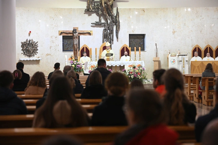 Pielgrzymka studentów i jubileusz DAR-u