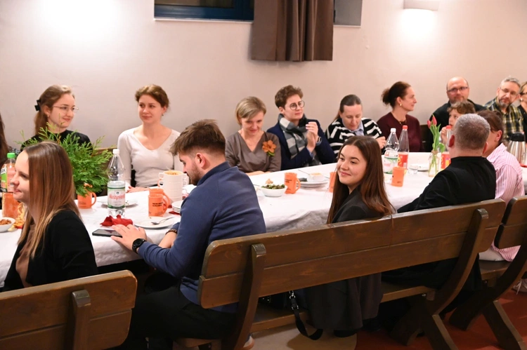 Jubileuszowe spotkanie w piwnicy DAR-u