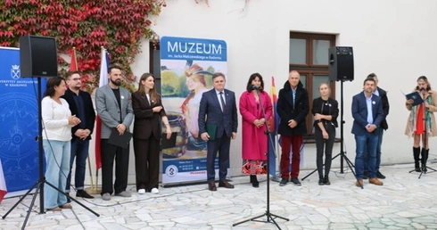 Wernisaż wystawy o kulturze Indian Pueblo