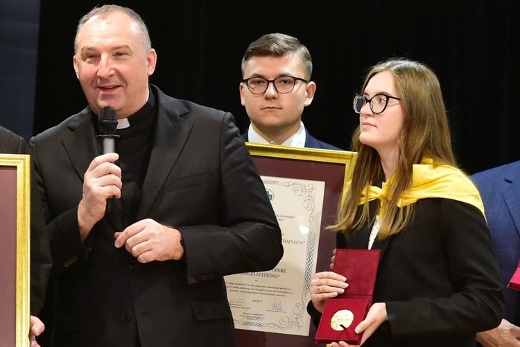 Gala wręczenia Medalu „Benemerenti in Opere Evangelizationis”