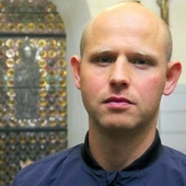 Doświadczył piekła na ziemi, ale jego historia pokazuje, że dla Boga nie ma nic niemożliwego