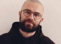 "Moje dziecko jest LGBT+". Karmelita o rekolekcjach dla rodziców