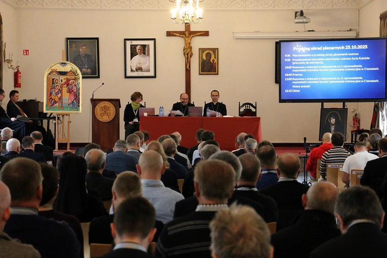 Trzecie obrady plenum Synodu Archidiecezji Wrocławskiej - pierwsze głosowania!