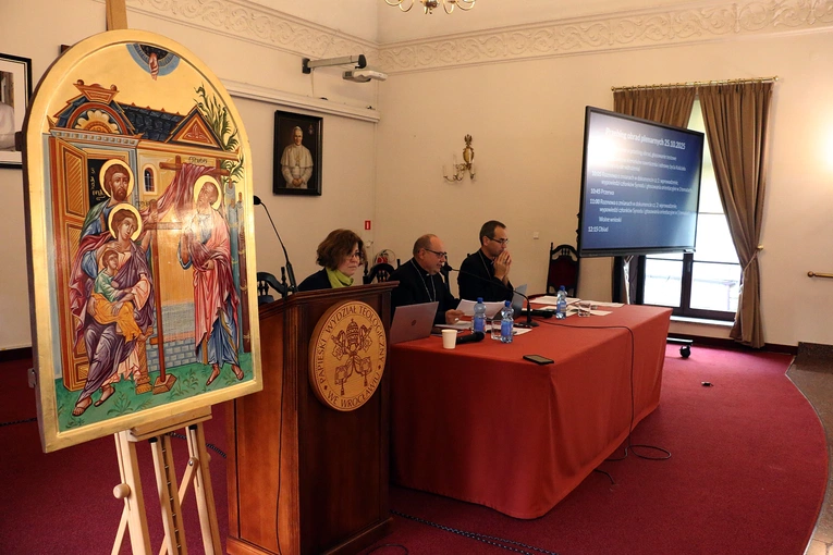 Trzecie obrady plenum Synodu Archidiecezji Wrocławskiej - pierwsze głosowania!