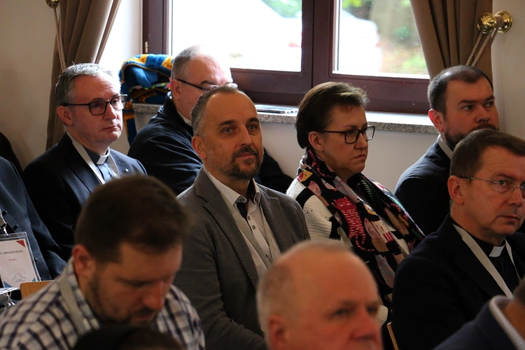 Trzecie obrady plenum Synodu Archidiecezji Wrocławskiej - pierwsze głosowania!