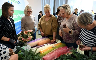 Warsztaty florystyczne przed uroczystością Wszystkich Świętych