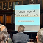 Całun Turyński - świadek miłości Pana