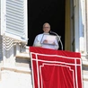 Papież Leon XIV w oknie pałacu apostolskiego