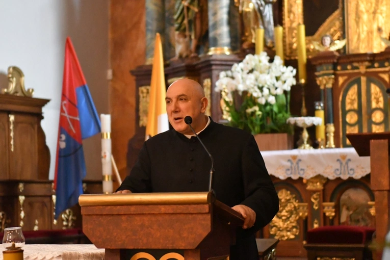 Koncert w sanktuarium Matki Bożej Królowej Pokoju w Otyniu