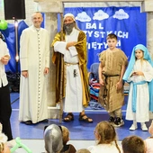 Bal Wszystkich Świętych w Brzeziej Łące - piękno polskich zwyczajów i chrześcijańskiego dziedzictwa