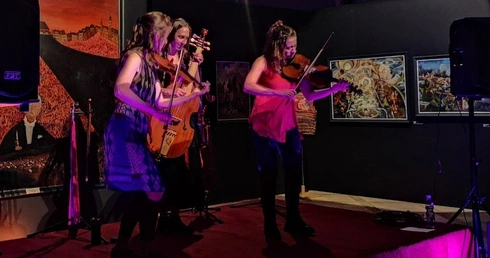 Zaduszki Folkowe w Muzeum im. Jacka Malczewskiego w Radomiu