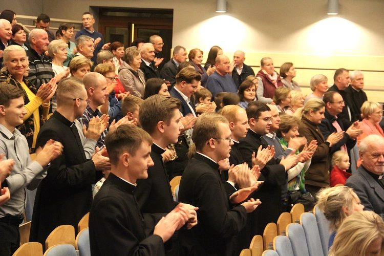 Tarnów. "Misja ks. Jana" z Bobowej