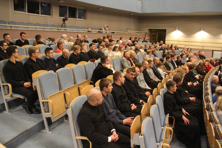 Tarnów. "Misja ks. Jana" z Bobowej