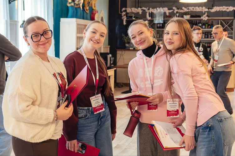 Z takich spotkań płynie  przede wszystkim ogromna, autentyczna radość.