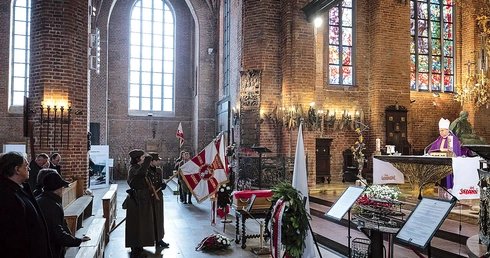 Msza św. żałobna była celebrowana w bazylice św. Brygidy.