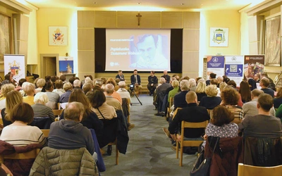 – Co sprawia,  że jego przesłanie jest nadal aktualne?  – pytał G. Górny. 