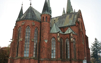 Kościół parafialny w Sławięcicach.