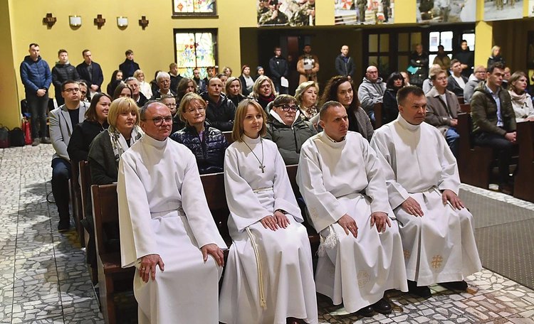 Jak co roku najpierw była Msza św. w kościele pw. Ducha Świętego w Zielonej Górze, a potem wspólne śniadanie. 