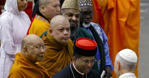 Leon XIV: Bóg pragnie świata bez wojny