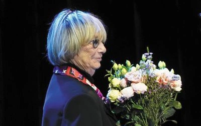 80. urodziny Ewy Lipskiej świętowano w Krakowie kilka razy. Jubileuszowy wieczór przerodził się w przyjacielską rozmowę