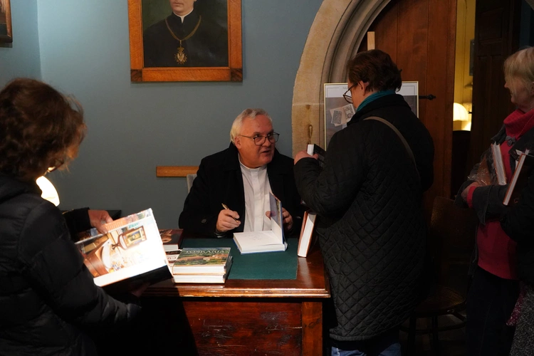 Italia w Domu Długosza - spotkanie z ks. prof. Witoldem Kaweckim