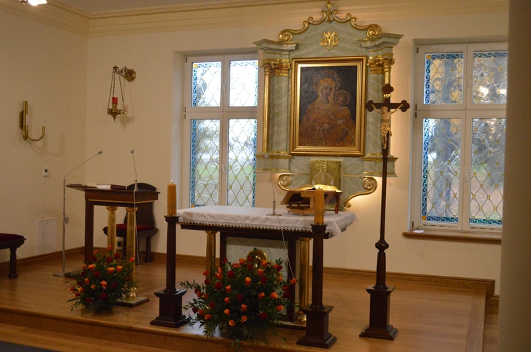 Poświęcenie odnowionego domu i kaplicy w Kokoszycach