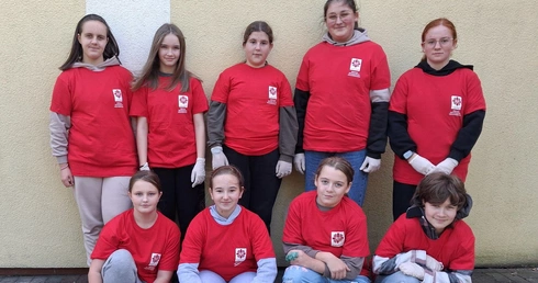 Samarytanie z Piecnika też posadzili cebule