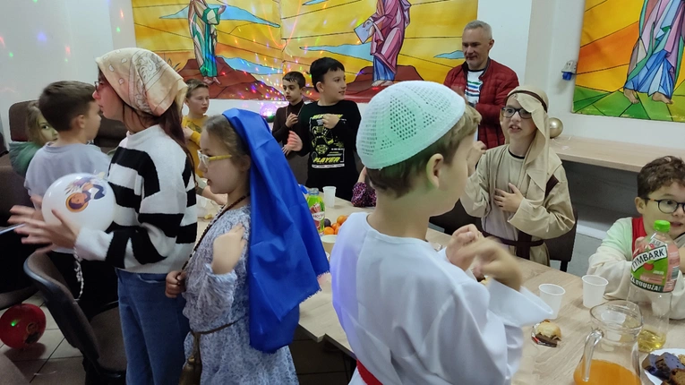 Bal Wszystkich Świętych w parafii pw. św. Franciszka z Asyżu we Wrocławiu