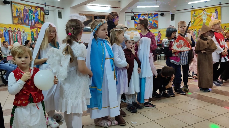 Bal Wszystkich Świętych w parafii pw. św. Franciszka z Asyżu we Wrocławiu