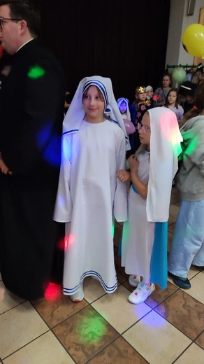 Bal Wszystkich Świętych w parafii pw. św. Franciszka z Asyżu we Wrocławiu