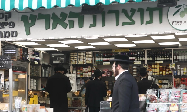 Izrael: Setki tysięcy ultraortodoksyjnych żydów protestowały przeciwko poborowi