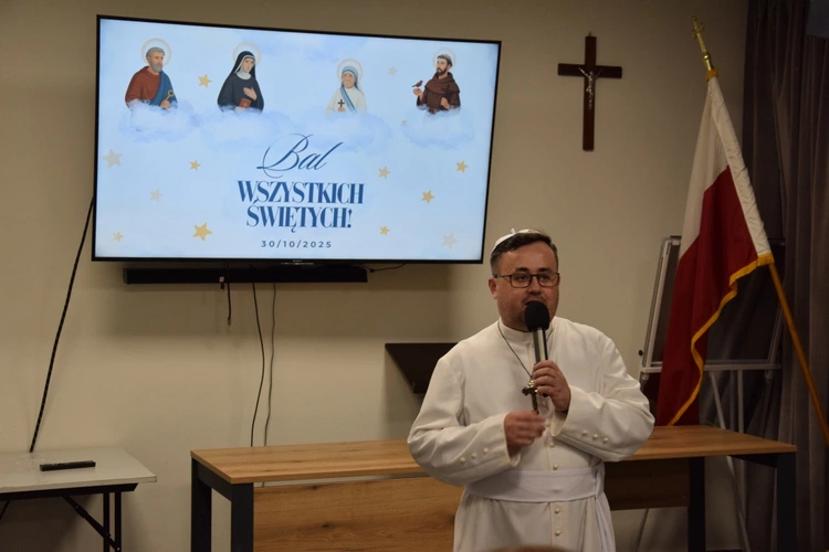 Bale Wszystkich Świętych 