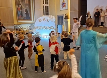 Wszyscy święci balują…