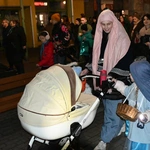 Korowód ze śiętymi na ulicach Świebodzina