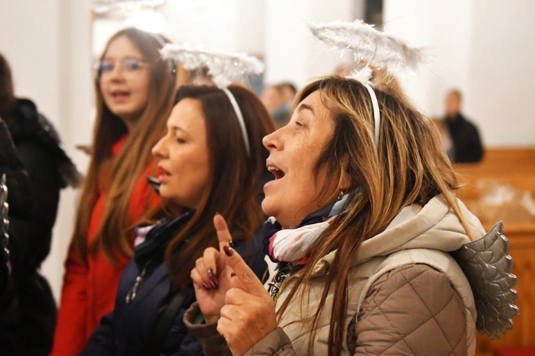 Korowód ze śiętymi na ulicach Świebodzina