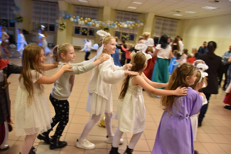 Przasnysz. Bal Wszystkich Świętych