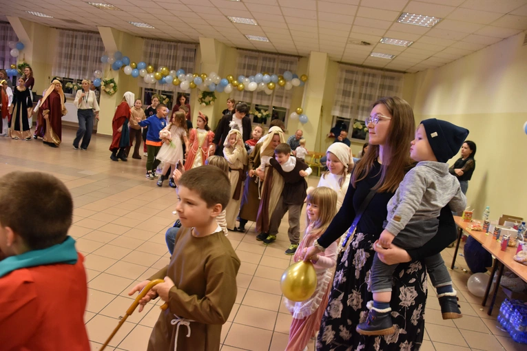 Przasnysz. Bal Wszystkich Świętych