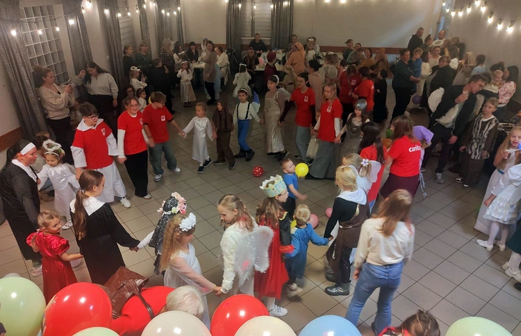 Zamiast strachów i potworów – radość, światło i dobro