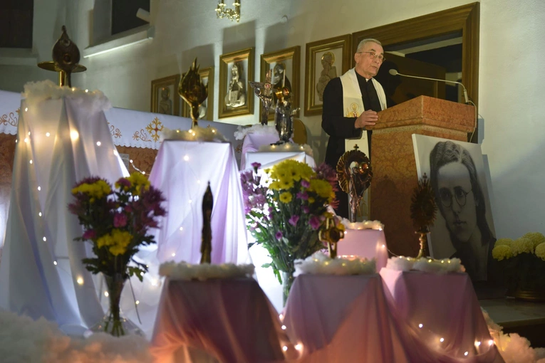 Czuwanie ze Świętymi w Iwkowej