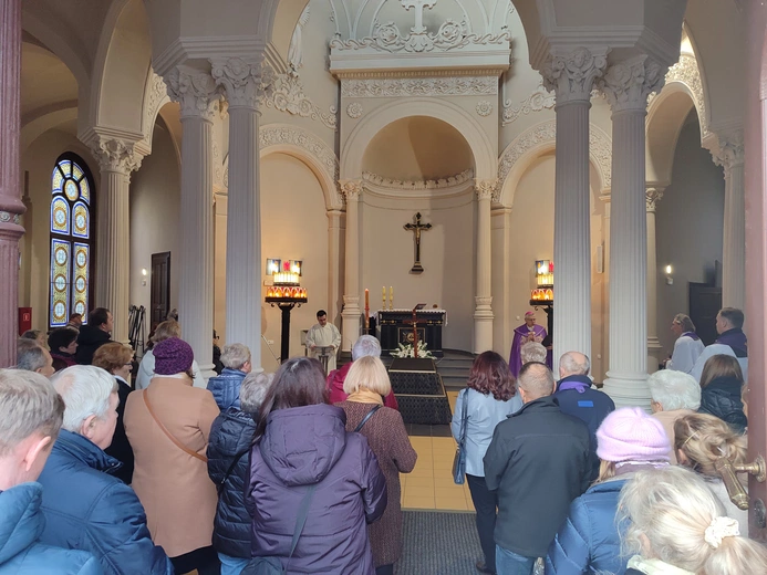 1 listopada na legnickim cmentarzu