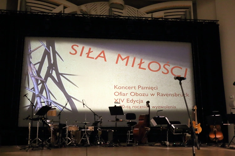 Koncert pamięci ofiar obozu w Ravensbrück 2025